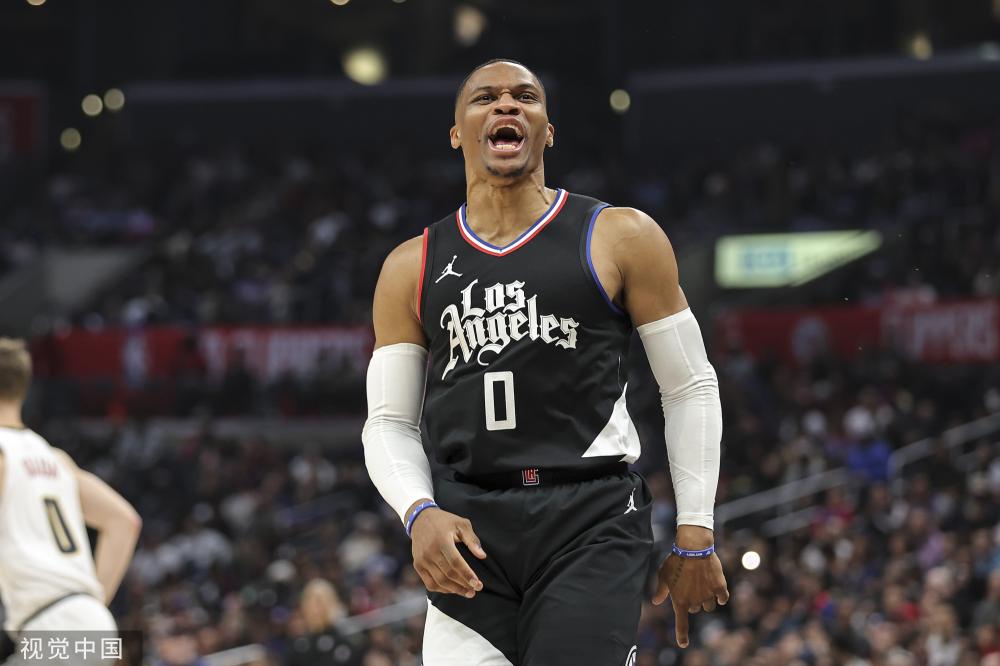 石昱婷凭借 石昱婷凭借